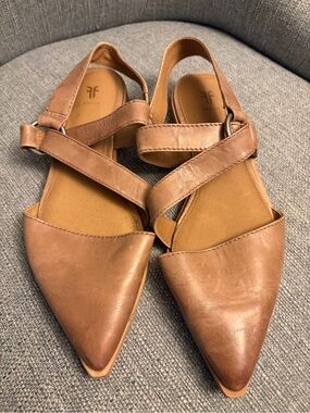 Frye Women's Tan Leather Pointed Slingback Flats Sz 7